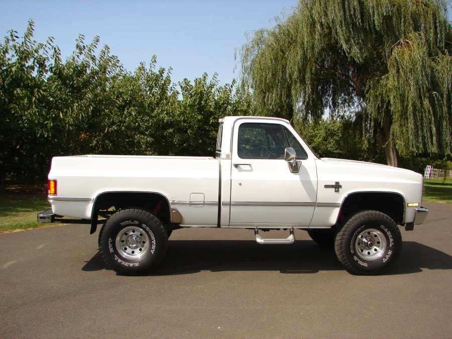 1983 Chevrolet Silverado - Image 2 of 7