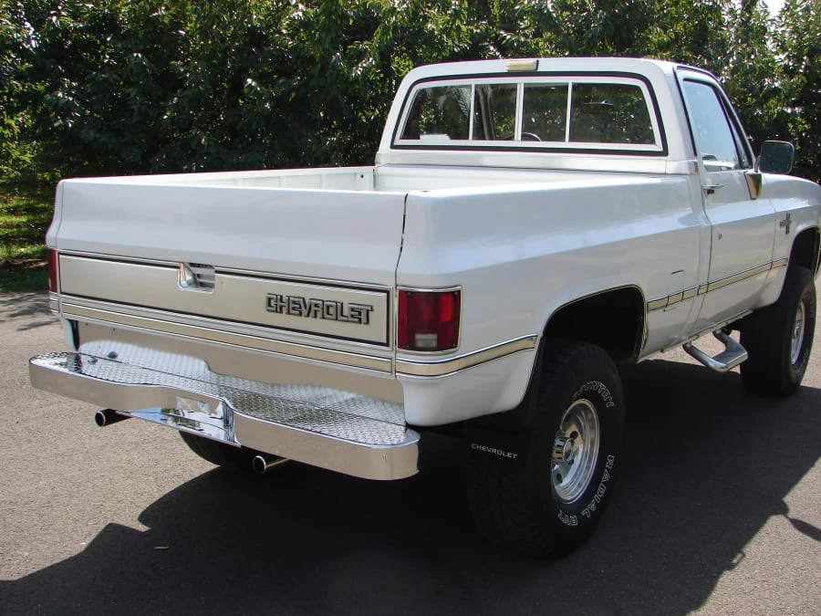 1983 Chevrolet Silverado - Image 3 of 7