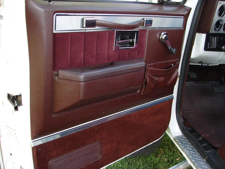 1983 Chevrolet Silverado - Image 5 of 7