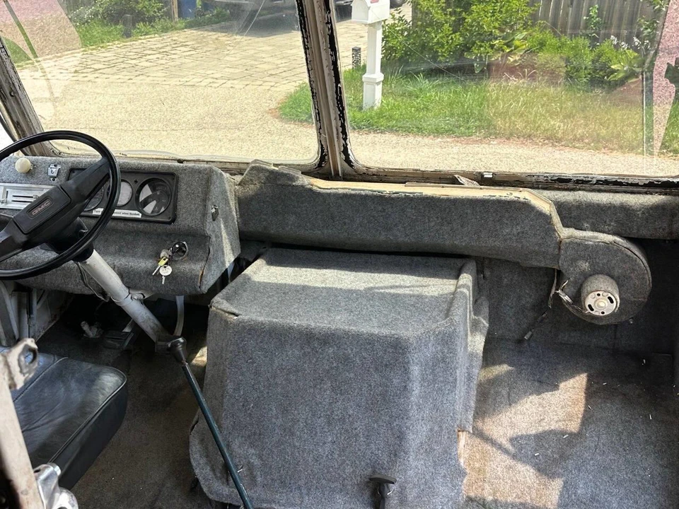 1983 Chevrolet G-Series Van - Image 7 of 14