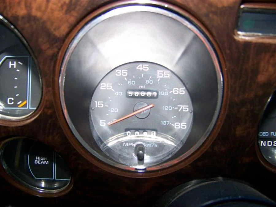 1983 Chrysler Cordoba - Image 4 of 6