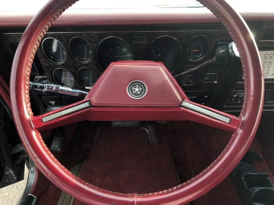 1983 Chrysler Cordoba - Image 4 of 8