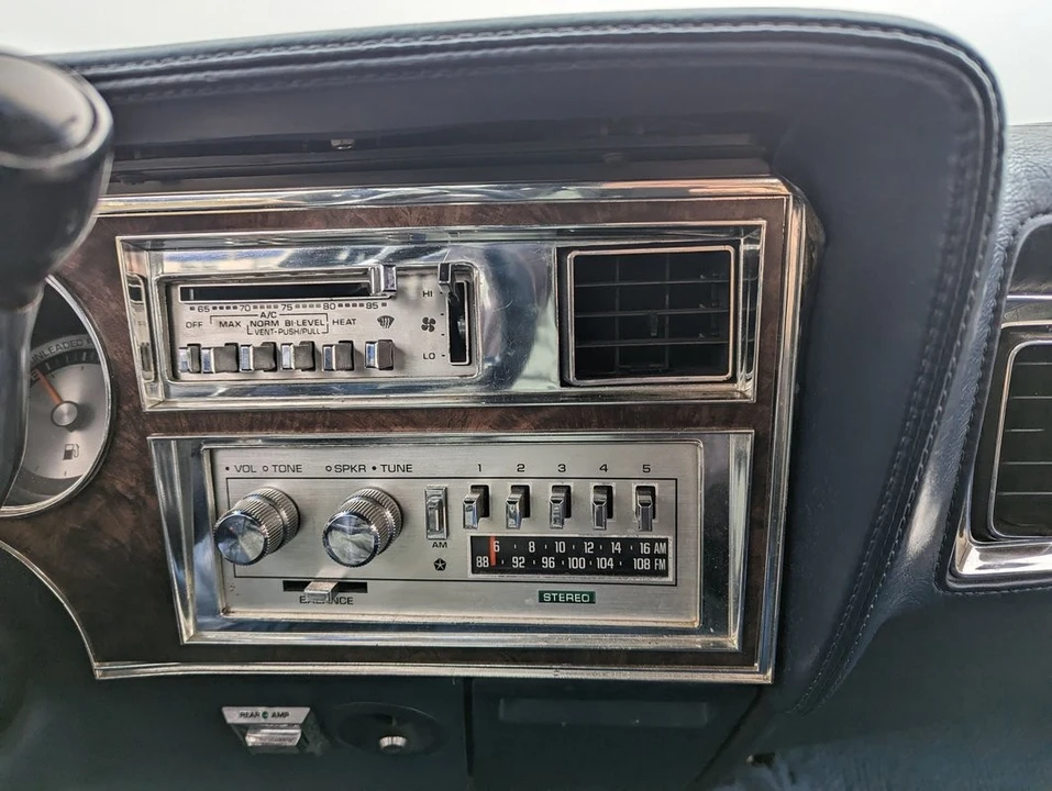 1983 Chrysler New Yorker - Image 19 of 28
