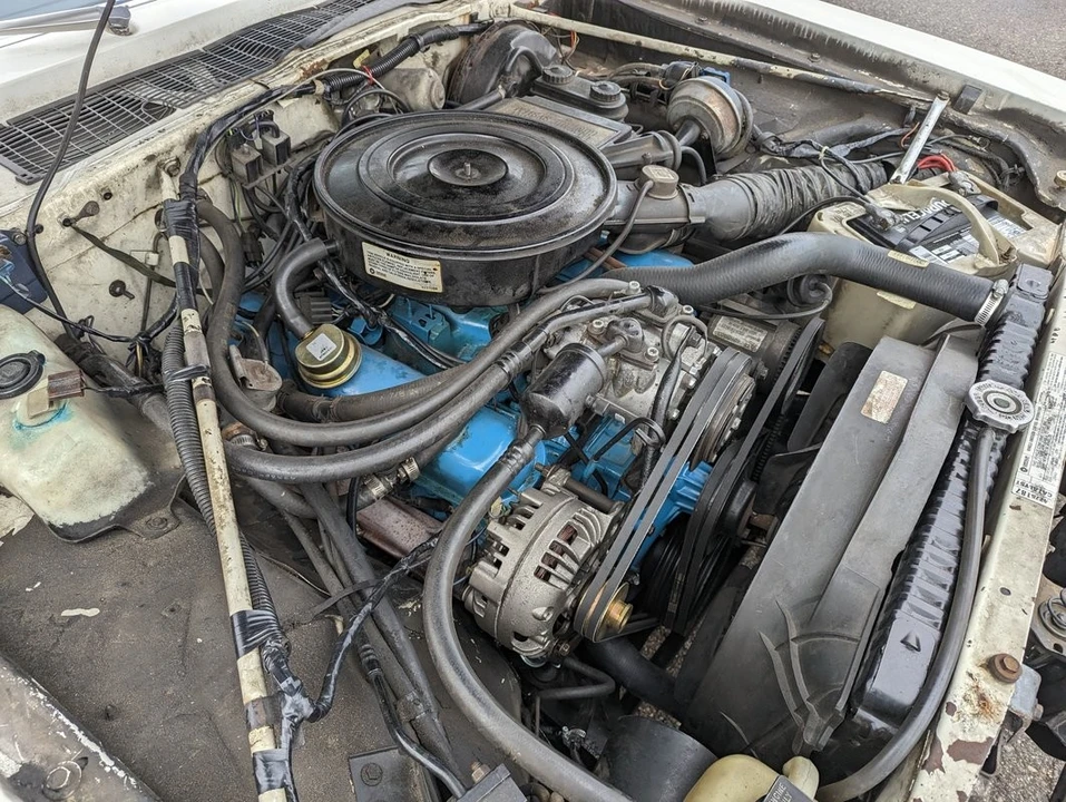 1983 Chrysler New Yorker - Image 24 of 28