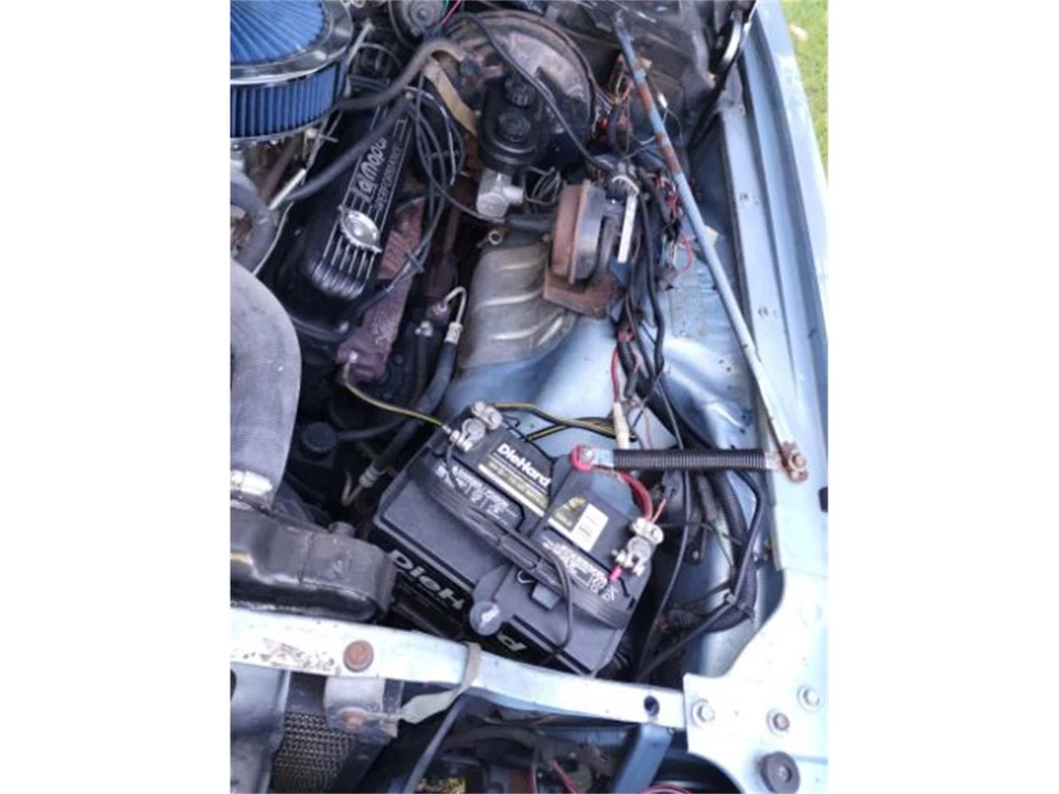 1983 Chrysler Imperial - Image 28 of 29