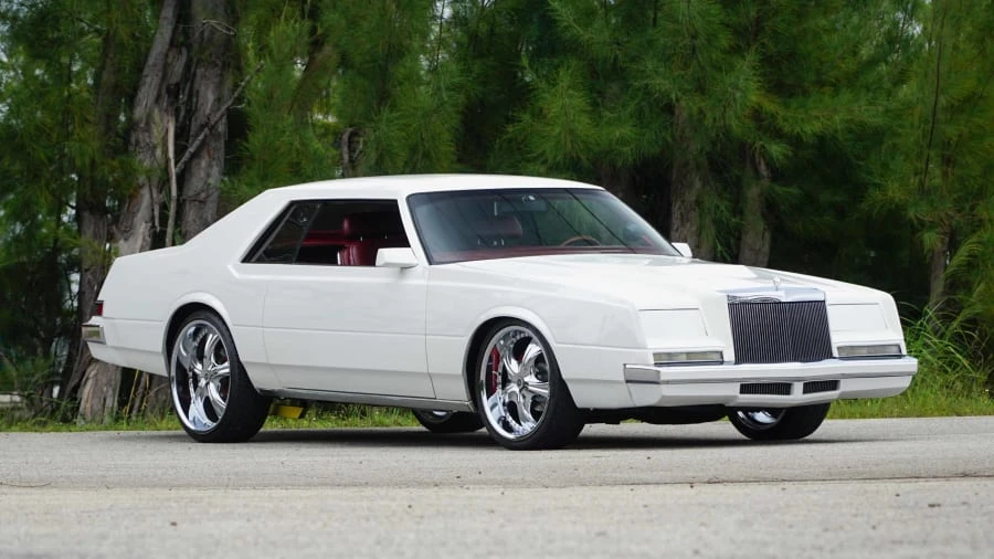 1983 Chrysler Imperial - Image 15 of 15