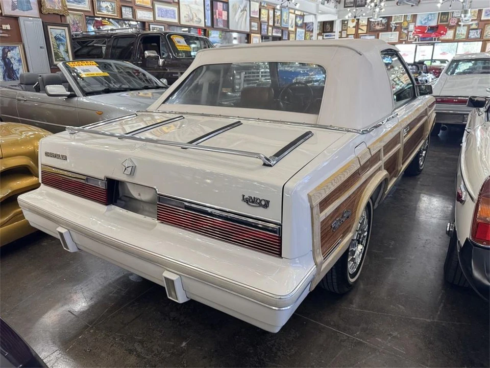 1983 Chrysler LeBaron - Image 9 of 31