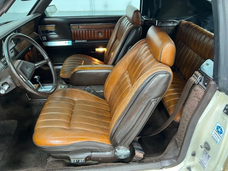 1983 Chrysler LeBaron - Image 7 of 13
