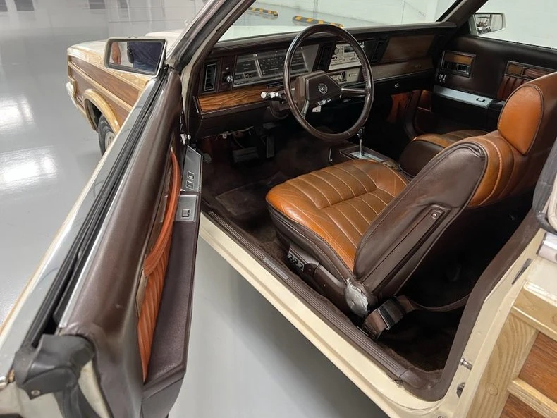 1983 Chrysler LeBaron - Image 6 of 13