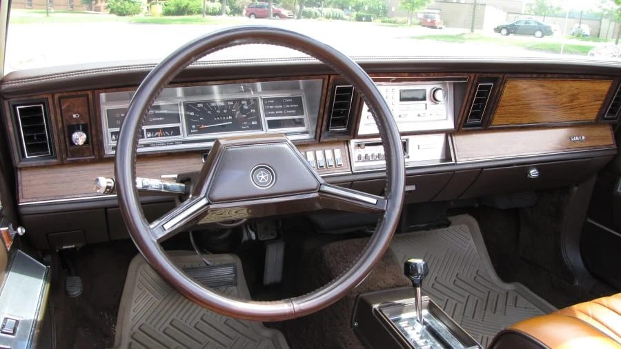 1983 Chrysler LeBaron - Image 5 of 12