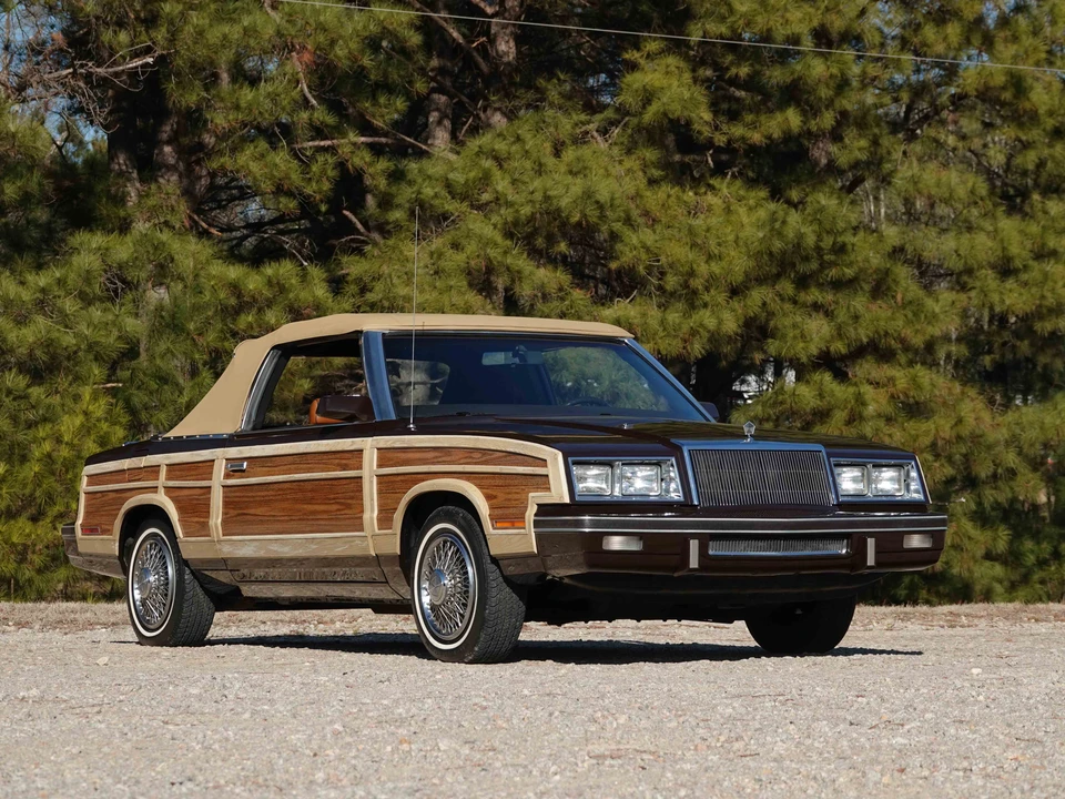 1983 Chrysler LeBaron - Image 14 of 31