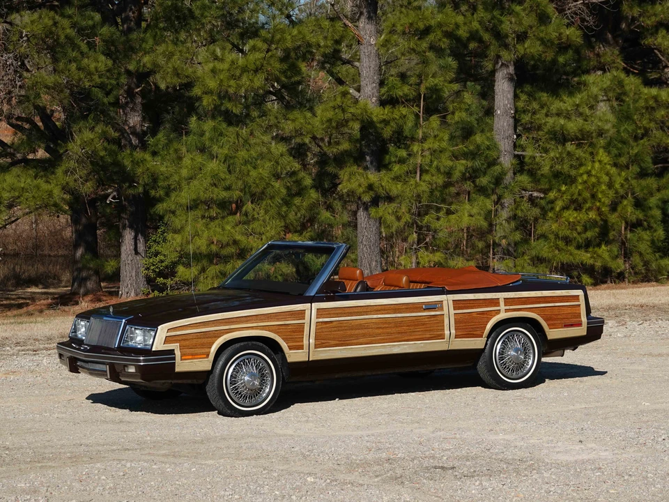 1983 Chrysler LeBaron - Image 2 of 31