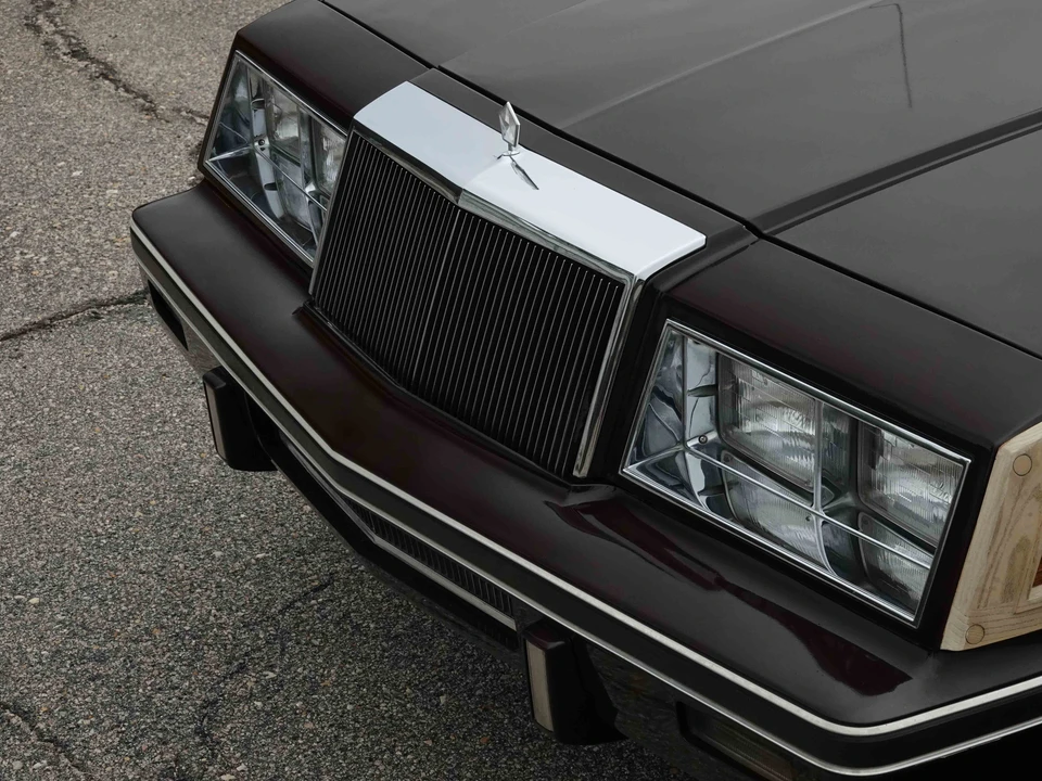 1983 Chrysler LeBaron - Image 24 of 31