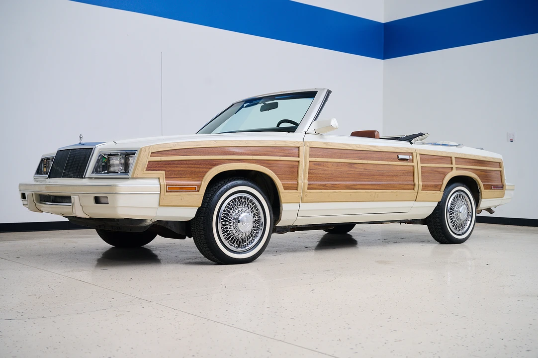 1983 Chrysler LeBaron - Image 4 of 31