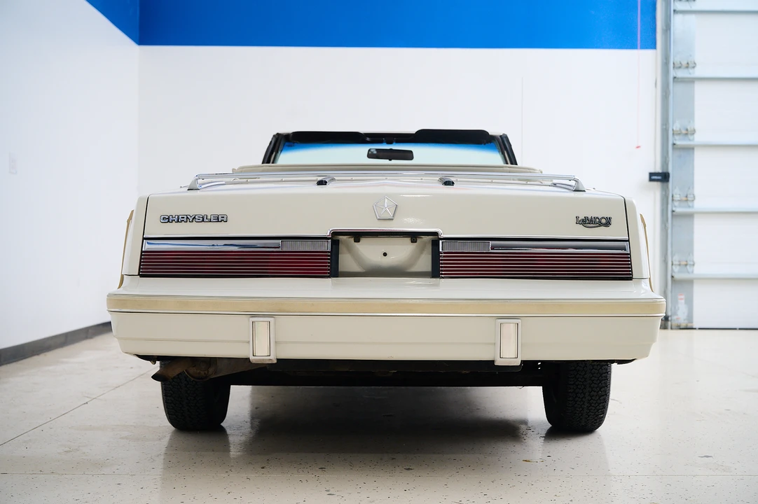 1983 Chrysler LeBaron - Image 9 of 31