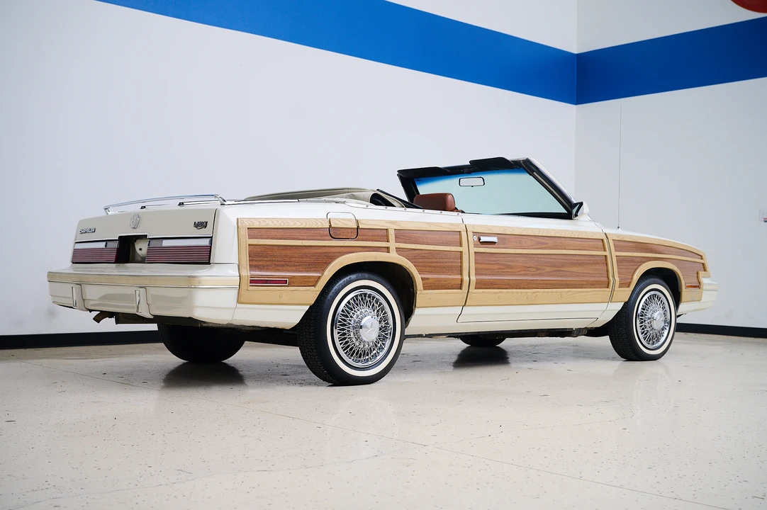 1983 Chrysler LeBaron - Image 10 of 31