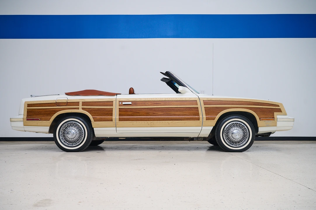 1983 Chrysler LeBaron - Image 13 of 31