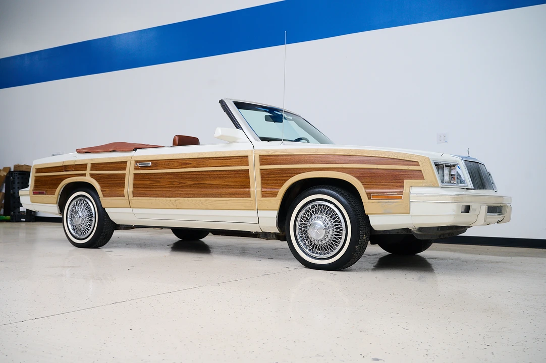 1983 Chrysler LeBaron - Image 2 of 31