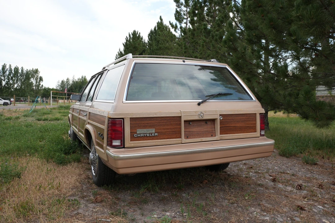 1983 Chrysler LeBaron - Image 20 of 31