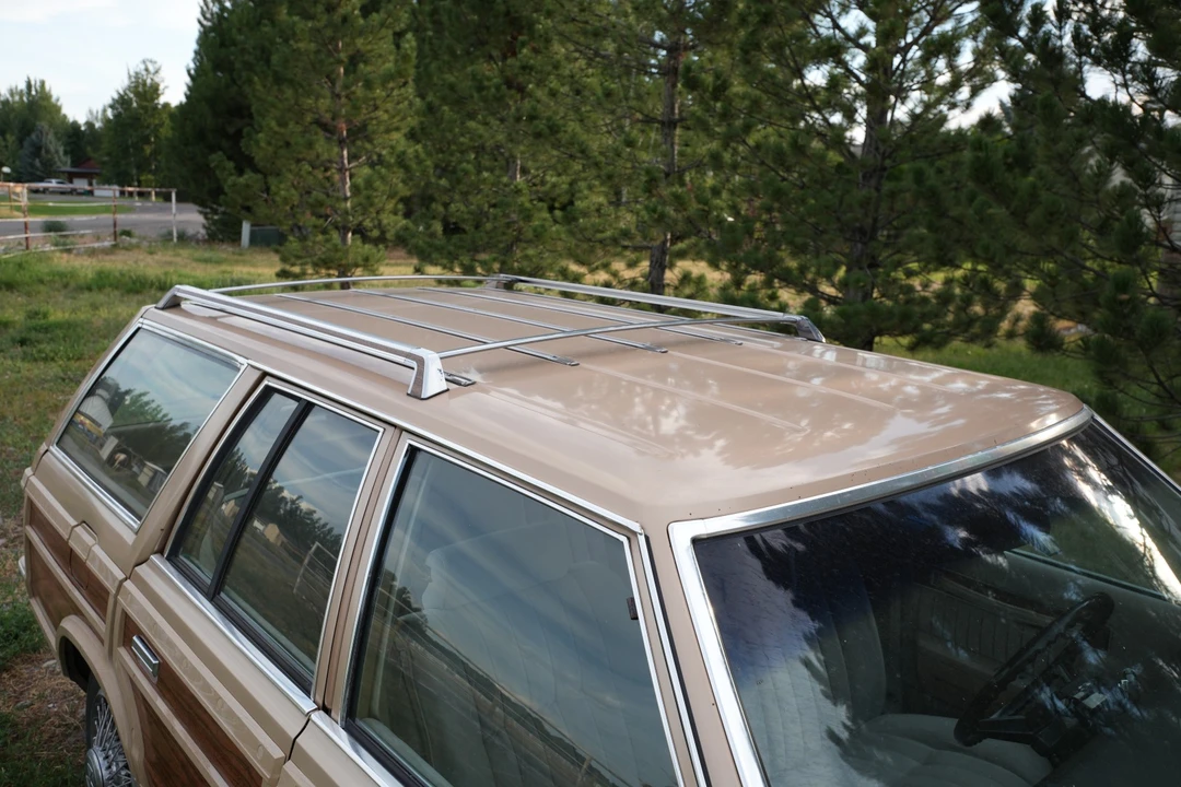1983 Chrysler LeBaron - Image 30 of 31