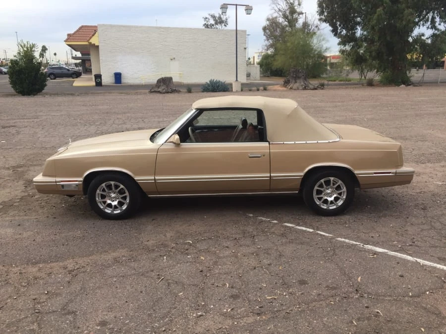 1983 Chrysler LeBaron - Image 2 of 8