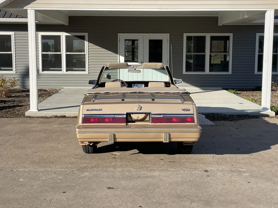 1983 Chrysler LeBaron - Image 5 of 27