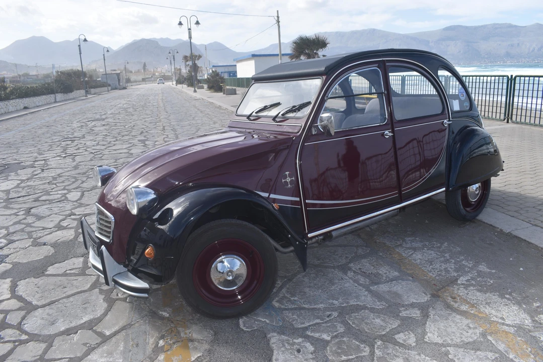 1983 Citroen 2CV - Image 10 of 31