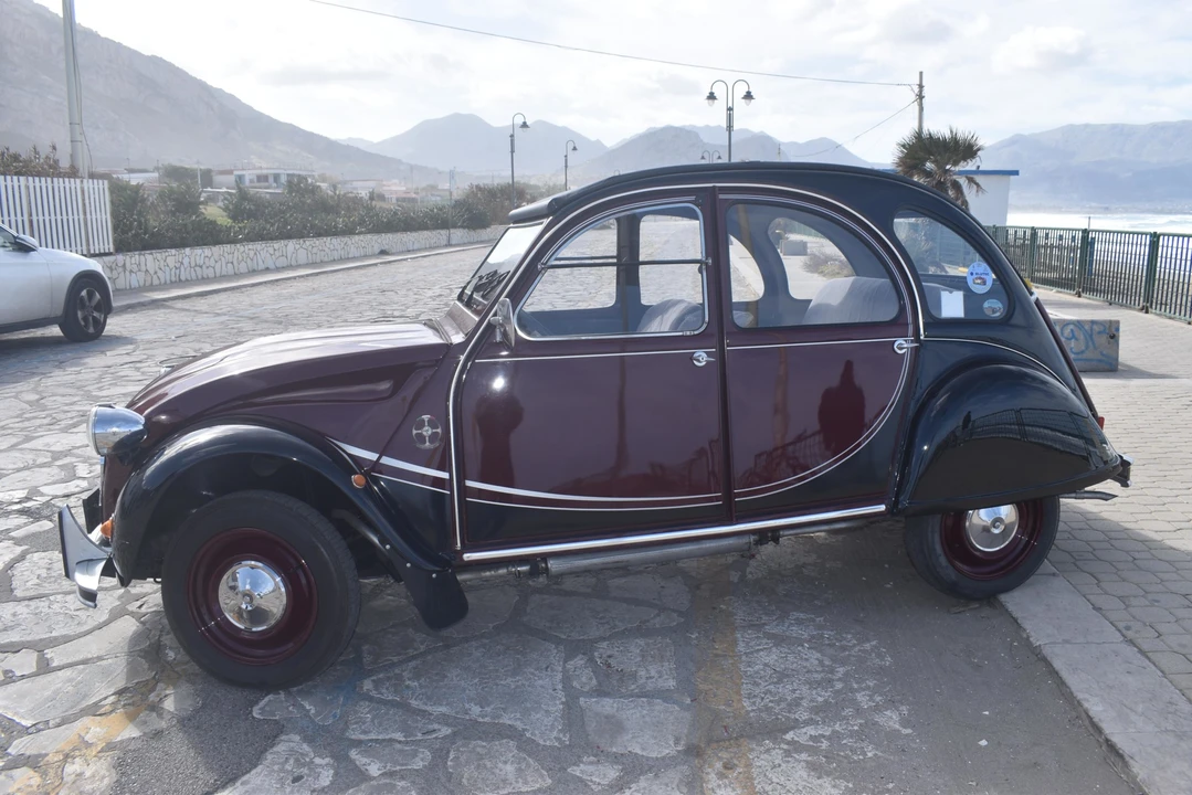 1983 Citroen 2CV - Image 15 of 31