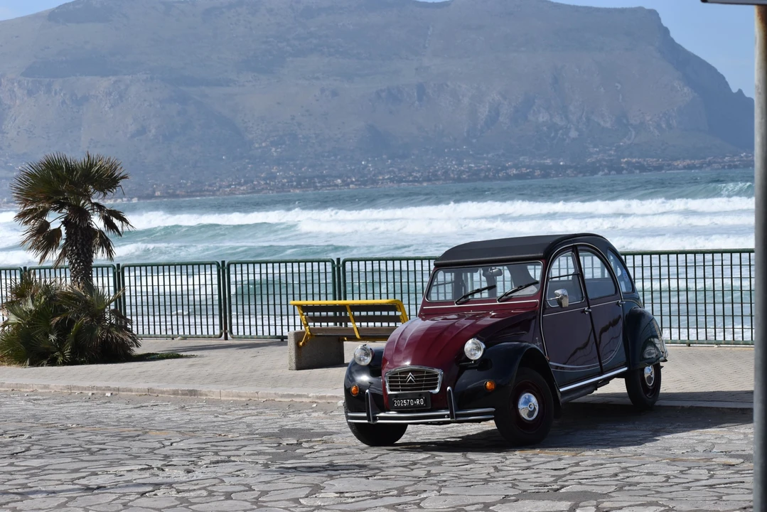 1983 Citroen 2CV - Image 8 of 31