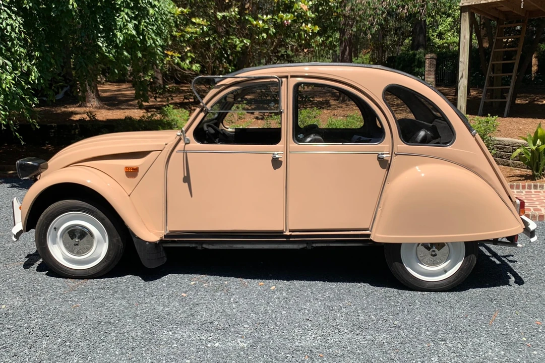 1983 Citroen 2CV - Image 2 of 31
