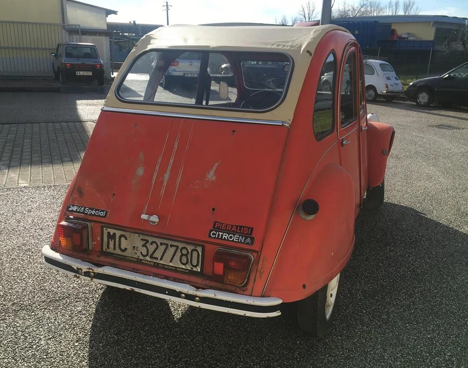 1983 Citroen 2CV - Image 17 of 31