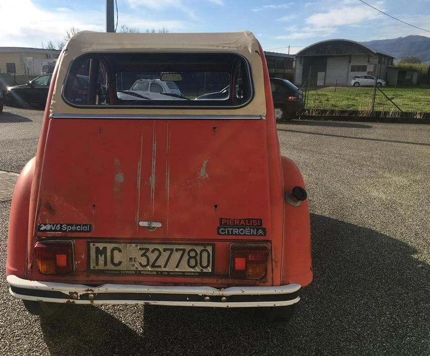 1983 Citroen 2CV - Image 16 of 31