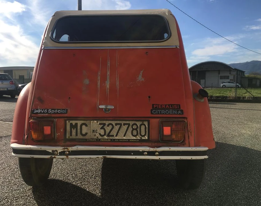 1983 Citroen 2CV - Image 15 of 31