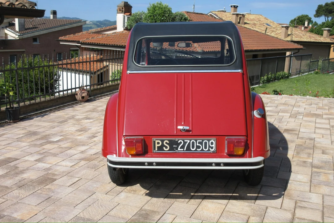 1983 Citroen 2CV - Image 12 of 31