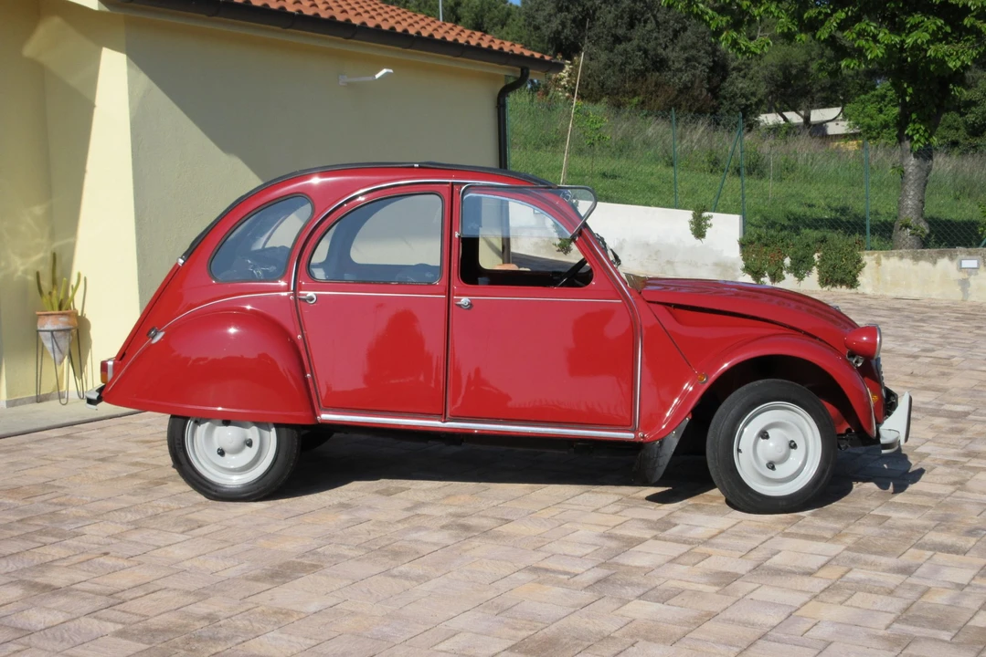 1983 Citroen 2CV - Image 8 of 31