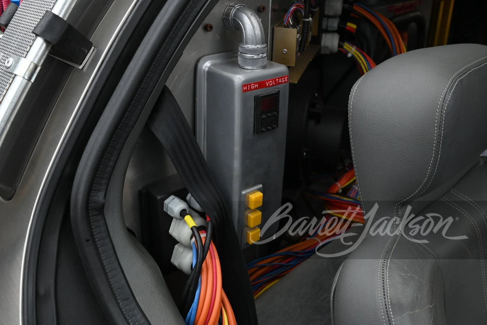 1983 DeLorean DMC-12 - Image 13 of 24