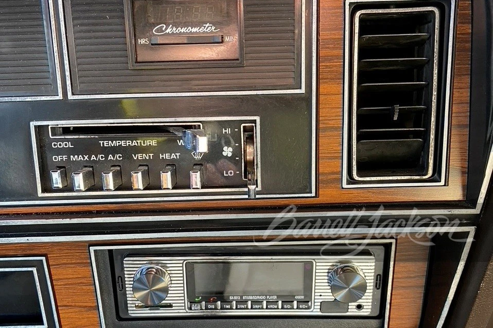1983 Dodge Ramcharger - Image 4 of 15