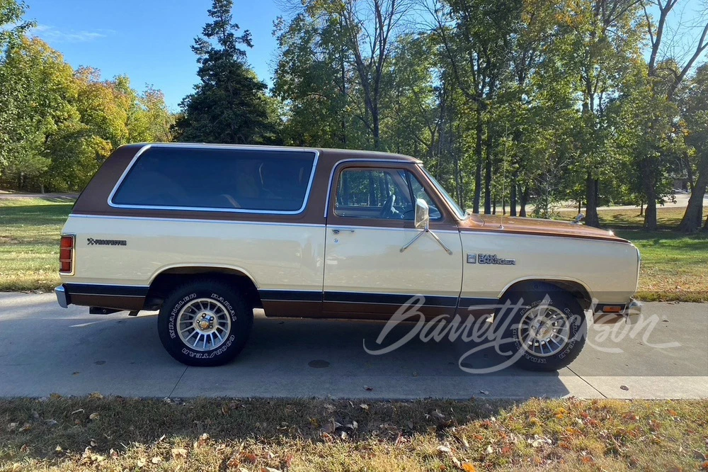 1983 Dodge Ramcharger - Image 6 of 15