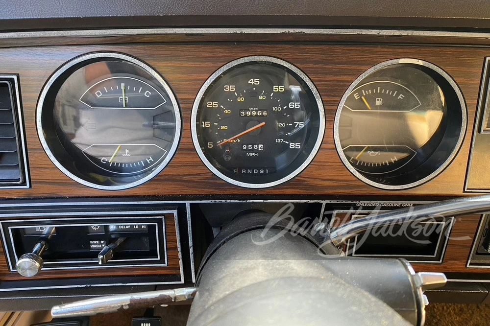 1983 Dodge Ramcharger - Image 7 of 15