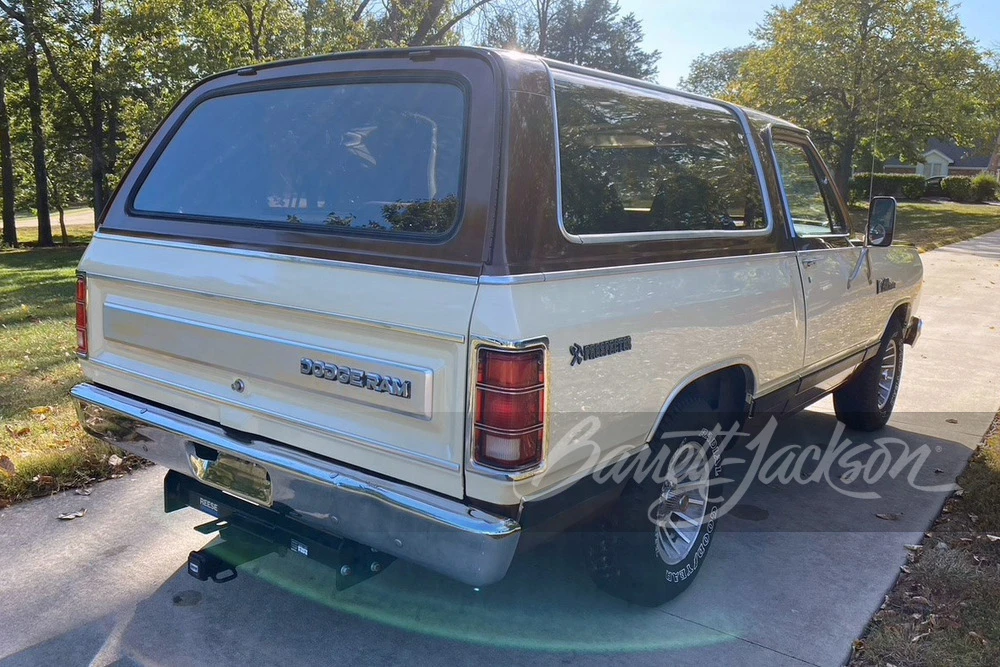1983 Dodge Ramcharger - Image 11 of 15