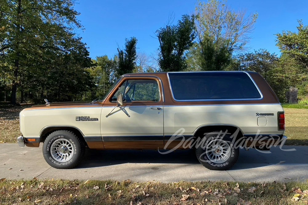 1983 Dodge Ramcharger - Image 15 of 15