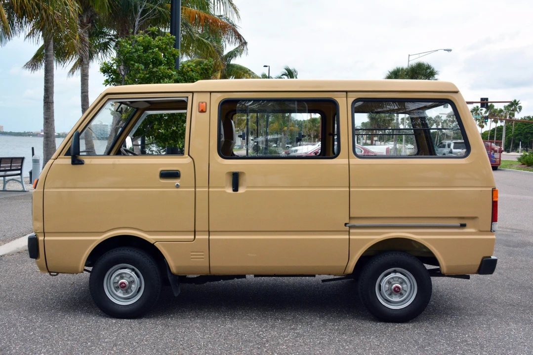 1983 Daihatsu Hijet - Image 2 of 31