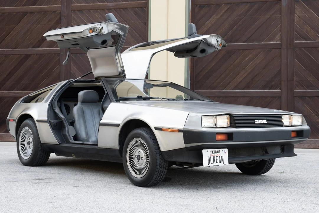 1983 DeLorean DMC-12 - Image 15 of 31