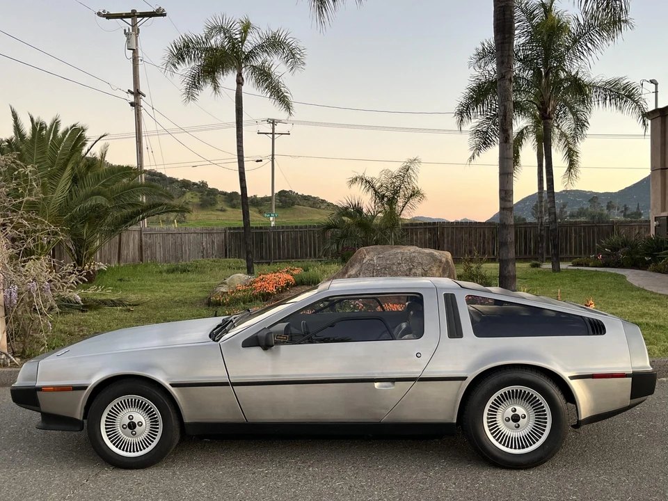 1983 DeLorean DMC-12 - Image 21 of 31