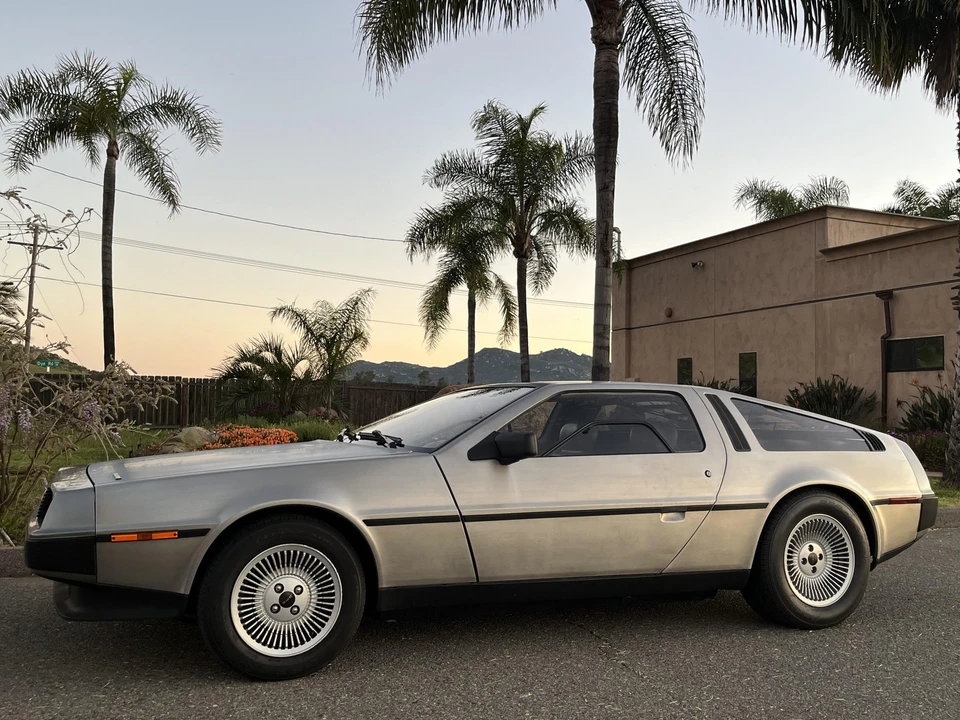 1983 DeLorean DMC-12 - Image 15 of 31