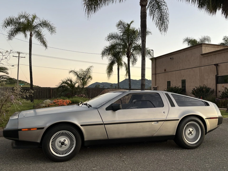 1983 DeLorean DMC-12 - Image 14 of 31