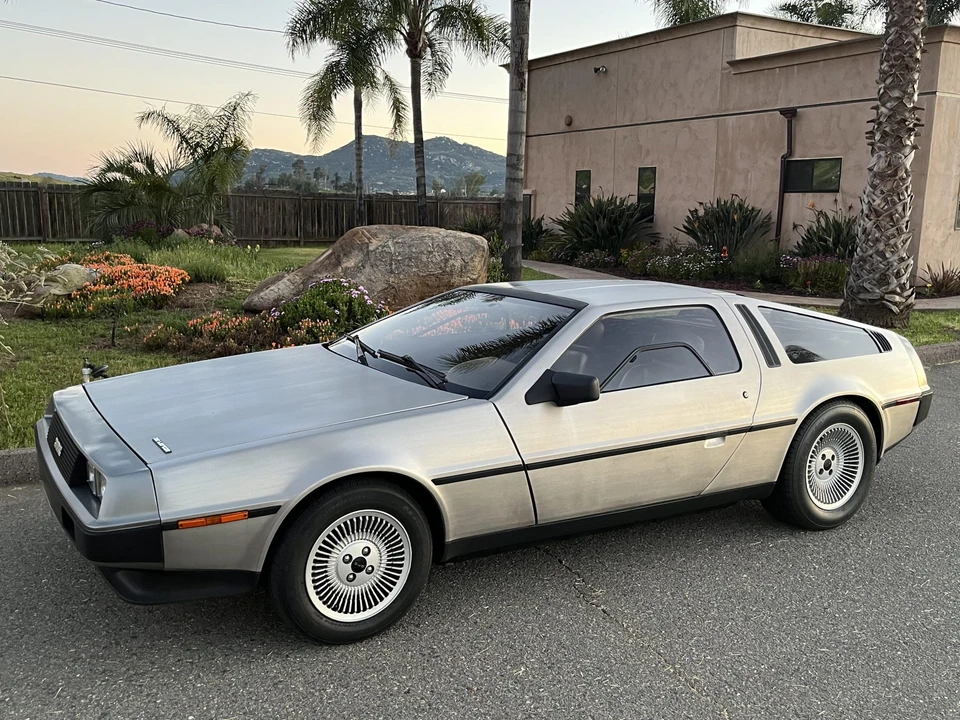 1983 DeLorean DMC-12 - Image 13 of 31