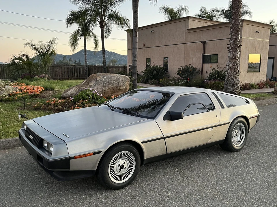 1983 DeLorean DMC-12 - Image 11 of 31
