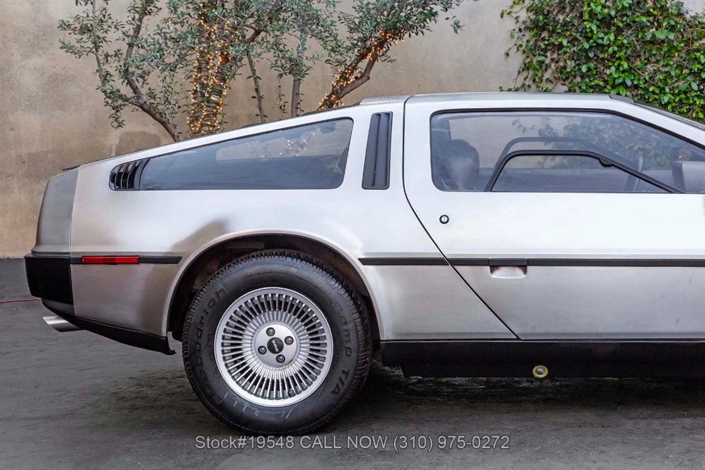 1983 DeLorean DMC-12 - Image 11 of 12