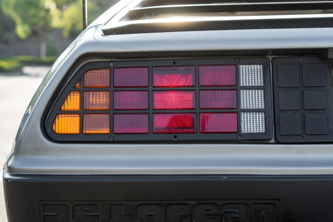 1983 DeLorean DMC-12 - Image 21 of 31